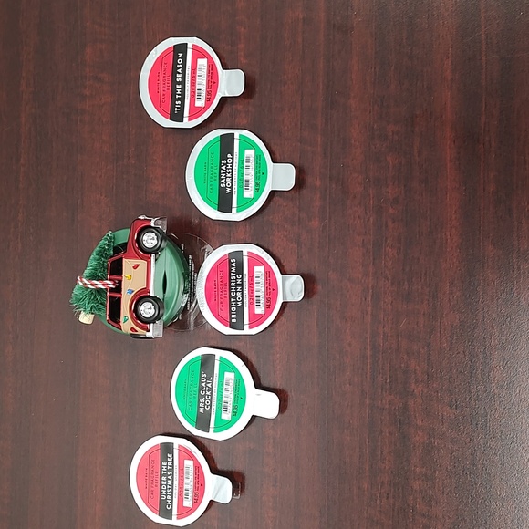 Bath & Body Works WOODY WAGON Car Fragrance Holder Visor/Vent Clip + 5 Refills - Picture 2 of 6